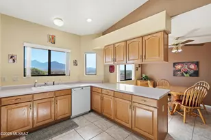 1461 W Hidden Crest Ct, Green Valley, AZ 85622 - Photo 14