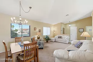 1461 W Hidden Crest Ct, Green Valley, AZ 85622 - Photo 8