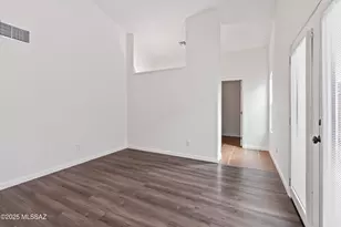 7848 N Roundstone Dr, Tucson, AZ 85741 - Photo 14