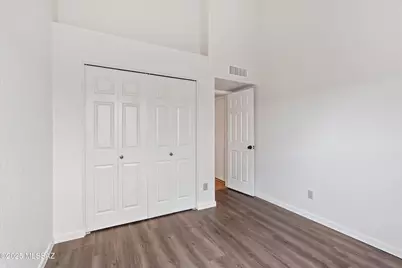 7848 N Roundstone Drive, Tucson, AZ 85741 - Photo 20