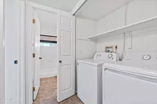 7848 N Roundstone Dr, Tucson, AZ 85741 - Photo 24