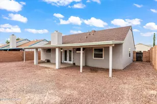 7848 N Roundstone Dr, Tucson, AZ 85741 - Photo 26