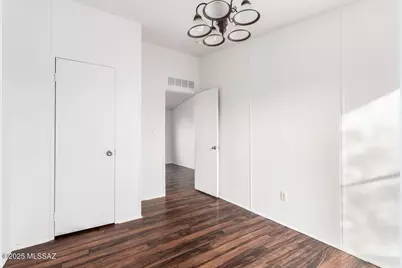 3214 W Jusnic Circle, Tucson, AZ 85705 - Photo 18