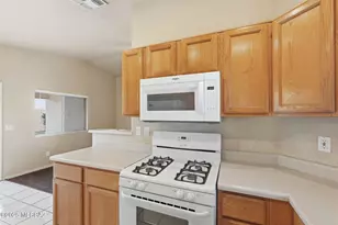 8271 S Via Del Forjador, Tucson, AZ 85747 - Photo 10