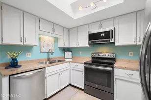 566 W Ocotillo Pl, Green Valley, AZ 85614 - Photo 12