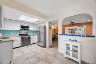 566 W Ocotillo Pl, Green Valley, AZ 85614 - Photo 10