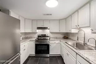 1330 S Avenida Polar, Tucson, AZ 85710 - Photo 16