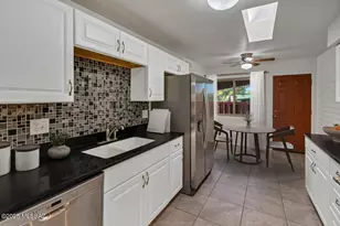 126 E Mountain Morning Dr, Oro Valley, AZ 85704 - Photo 14