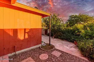 126 E Mountain Morning Dr, Oro Valley, AZ 85704 - Photo 38