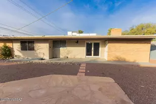 3318 W Orange Grove Rd, Tucson, AZ 85741 - Photo 2