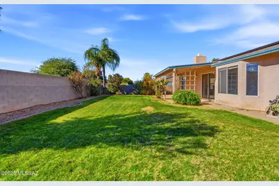 10138 E Sunrise Meadow Place, Tucson, AZ 85747 - Photo 14