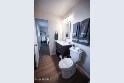 7042 E Calle Ileo, Tucson, AZ 85710 - Photo 26