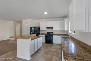 3347 S Desert Scroll Pl, Tucson, AZ 85735 - Photo 10