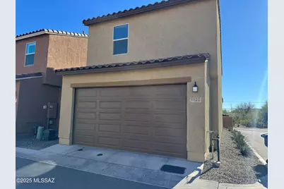 1122 E Cairn Street, Tucson, AZ 85719 - Photo 1