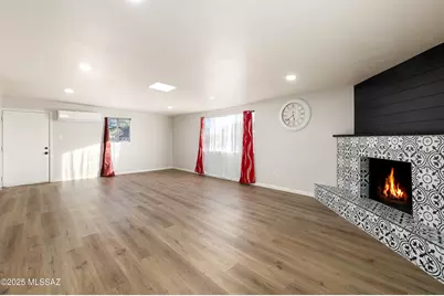 7238 E Montecito Drive, Tucson, AZ 85710 - Photo 10