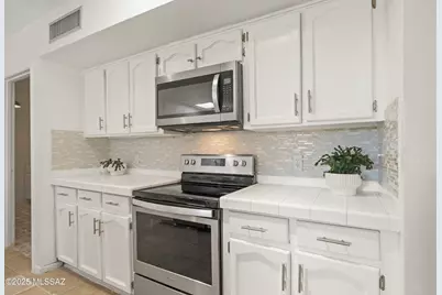 17740 S Placita Mayo, Green Valley, AZ 85614 - Photo 16