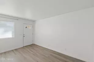 455 W Kelso St, Tucson, AZ 85705 - Photo 10