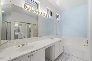 4685 S Pinnacle Peak Dr, Green Valley, AZ 85622 - Photo 28