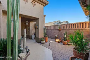 4685 S Pinnacle Peak Dr, Green Valley, AZ 85622 - Photo 6