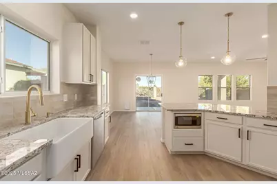 1348 W Calle Libro Del Retrato, Sahuarita, AZ 85629 - Photo 16