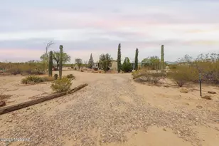 13045 N Trico Rd, Marana, AZ 85653 - Photo 4