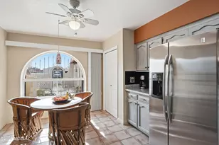 950 W Calle Del Regalo, Green Valley, AZ 85614 - Photo 10