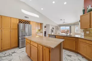 4771 S Prairie Hills Dr, Green Valley, AZ 85622 - Photo 12