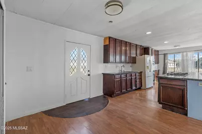 2743 N Geronimo Avenue, Tucson, AZ 85705 - Photo 4