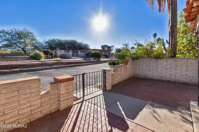 1240 S Camino Seco, Tucson, AZ 85710 - Photo 30