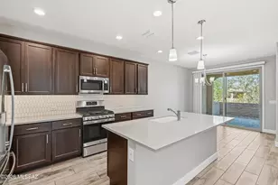 1387 E Basalt Dr, Green Valley, AZ 85614 - Photo 12