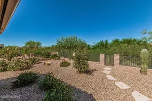 2551 E Canyon Crossing, Green Valley, AZ 85614 - Photo 36