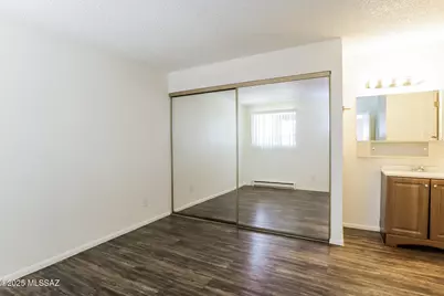 2625 N Alvernon Way #D1, Tucson, AZ 85716 - Photo 6