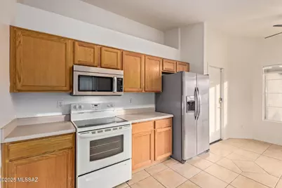 2652 W Desert Brook Court, Tucson, AZ 85742 - Photo 6