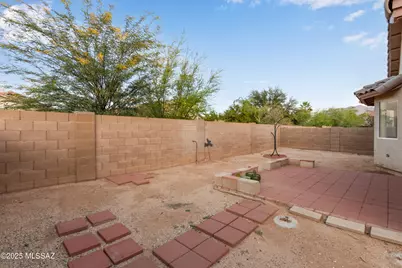 2652 W Desert Brook Court, Tucson, AZ 85742 - Photo 20