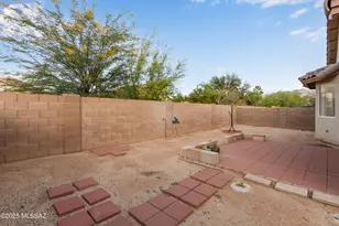 2652 W Desert Brook Ct, Tucson, AZ 85742 - Photo 20