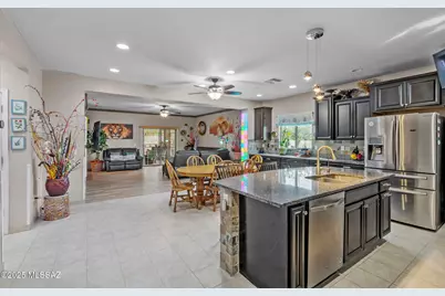 21431 E Freedom Drive, Red Rock, AZ 85145 - Photo 4