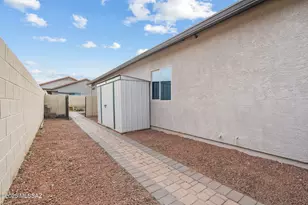 21431 E Freedom Dr, Red Rock, AZ 85145 - Photo 30
