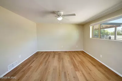 9031 E Sierra Street, Tucson, AZ 85710 - Photo 22