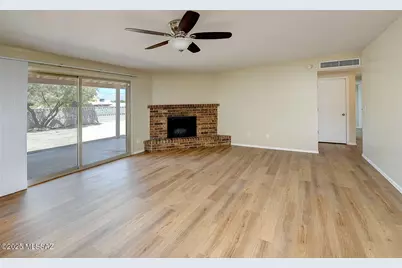 9031 E Sierra Street, Tucson, AZ 85710 - Photo 20