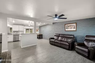 8822 N Marathon Dr, Tucson, AZ 85704 - Photo 8