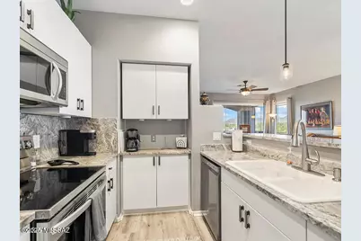 755 W Vistoso Highlands Drive #212, Oro Valley, AZ 85755 - Photo 18
