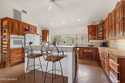 18772 S Houghton Road, Vail, AZ 85641 - Photo 2