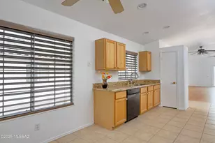 2652 W Catalina View Dr, Tucson, AZ 85742 - Photo 8