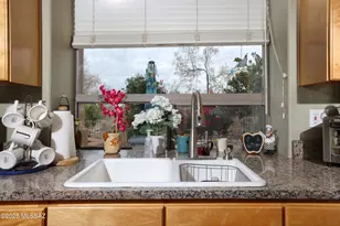 2023 W Fading Star Pl, Tucson, AZ 85704 - Photo 10