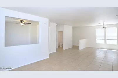 4734 W Calatrava Lane, Tucson, AZ 85742 - Photo 8