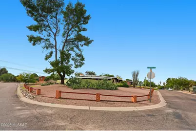 6950 E Hawthorne Street, Tucson, AZ 85710 - Photo 4