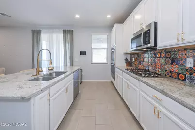 918 W Calle Tipoy, Sahuarita, AZ 85629 - Photo 14