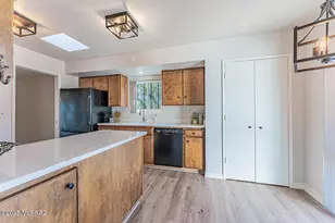 665 S Los Rubies Cir, Green Valley, AZ 85614 - Photo 20