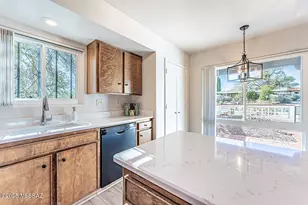 665 S Los Rubies Cir, Green Valley, AZ 85614 - Photo 18