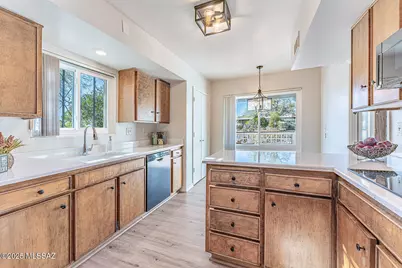 665 S Los Rubies Circle, Green Valley, AZ 85614 - Photo 16